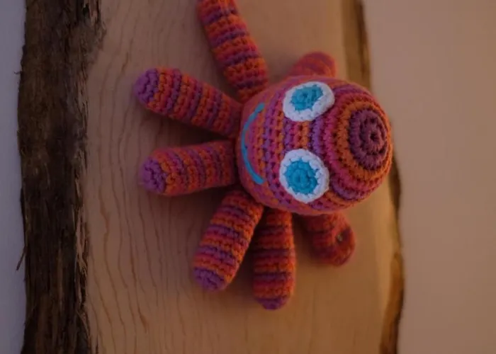 8 Ξενοδοχείο *