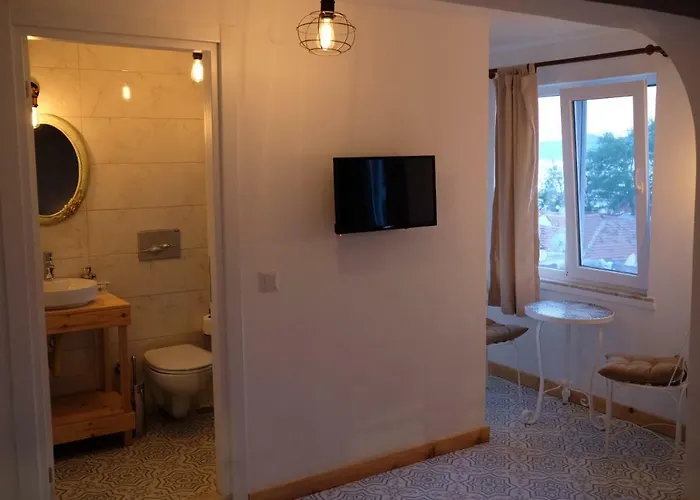 Ξενοδοχείο 8