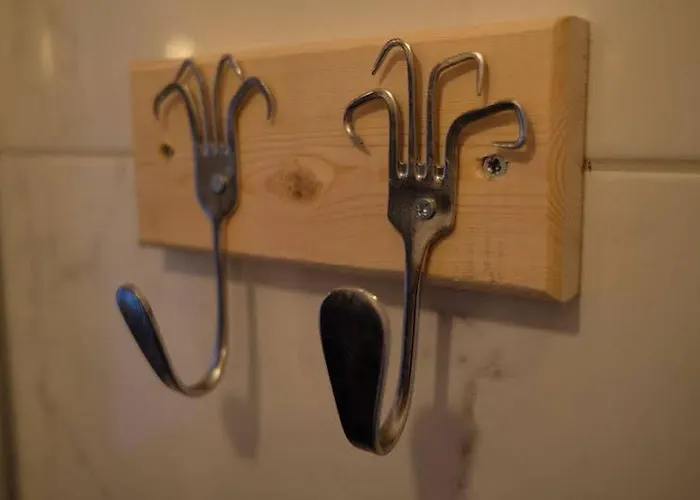 8 Готель Каш